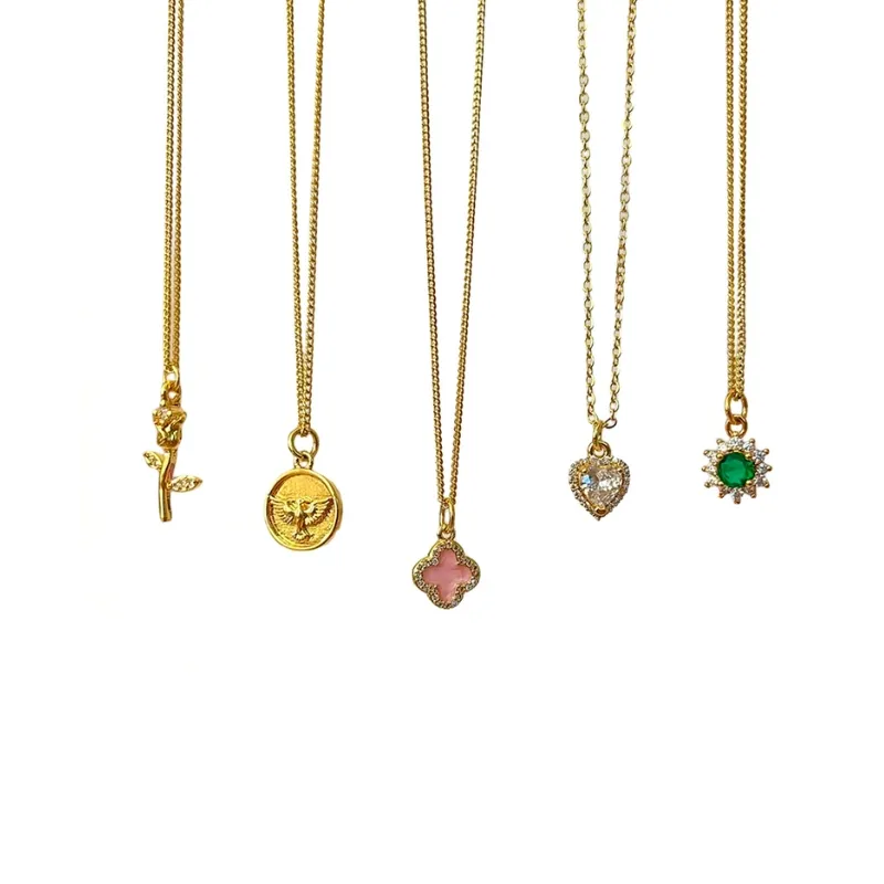 VN CADENAS CON COLGANTES VARIADOS